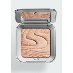 r.e.m.  Beauty Interstellar Highlighter Topper - #113